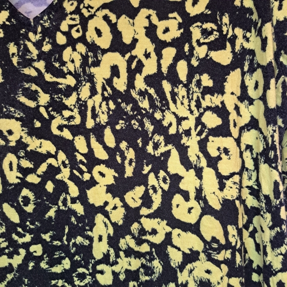 Women's Top Size XL Lot Of 3 Rock Republic, Tahari, Alfred Dunner #179 - Picture 3 of 15